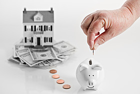 reverse-mortgage-house-piggybank